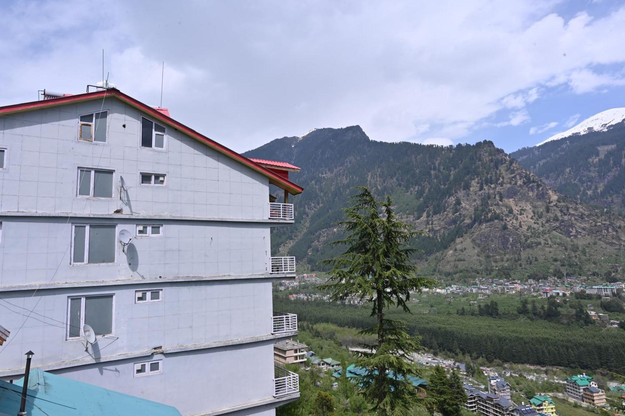 Hotel Seven Hills Manali Eksteriør bilde
