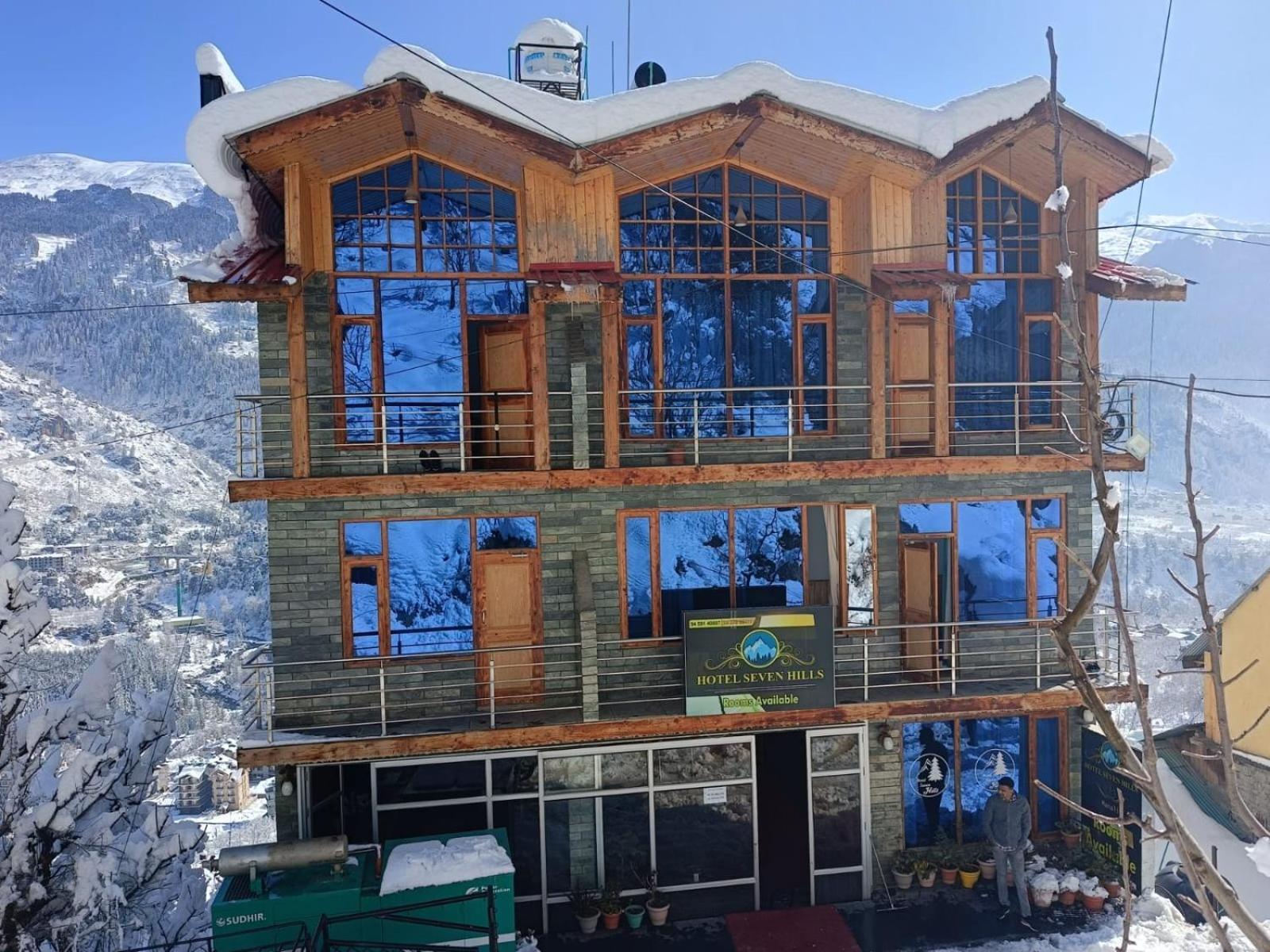 Hotel Seven Hills Manali Eksteriør bilde