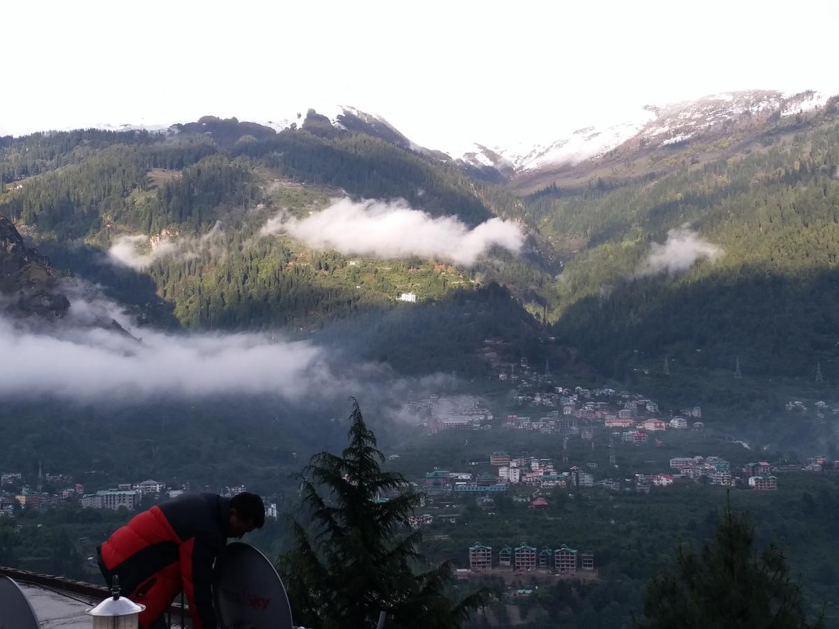 Hotel Seven Hills Manali Eksteriør bilde