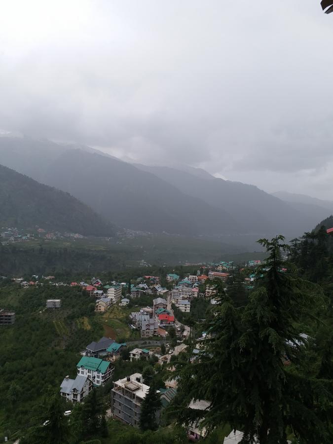 Hotel Seven Hills Manali Eksteriør bilde