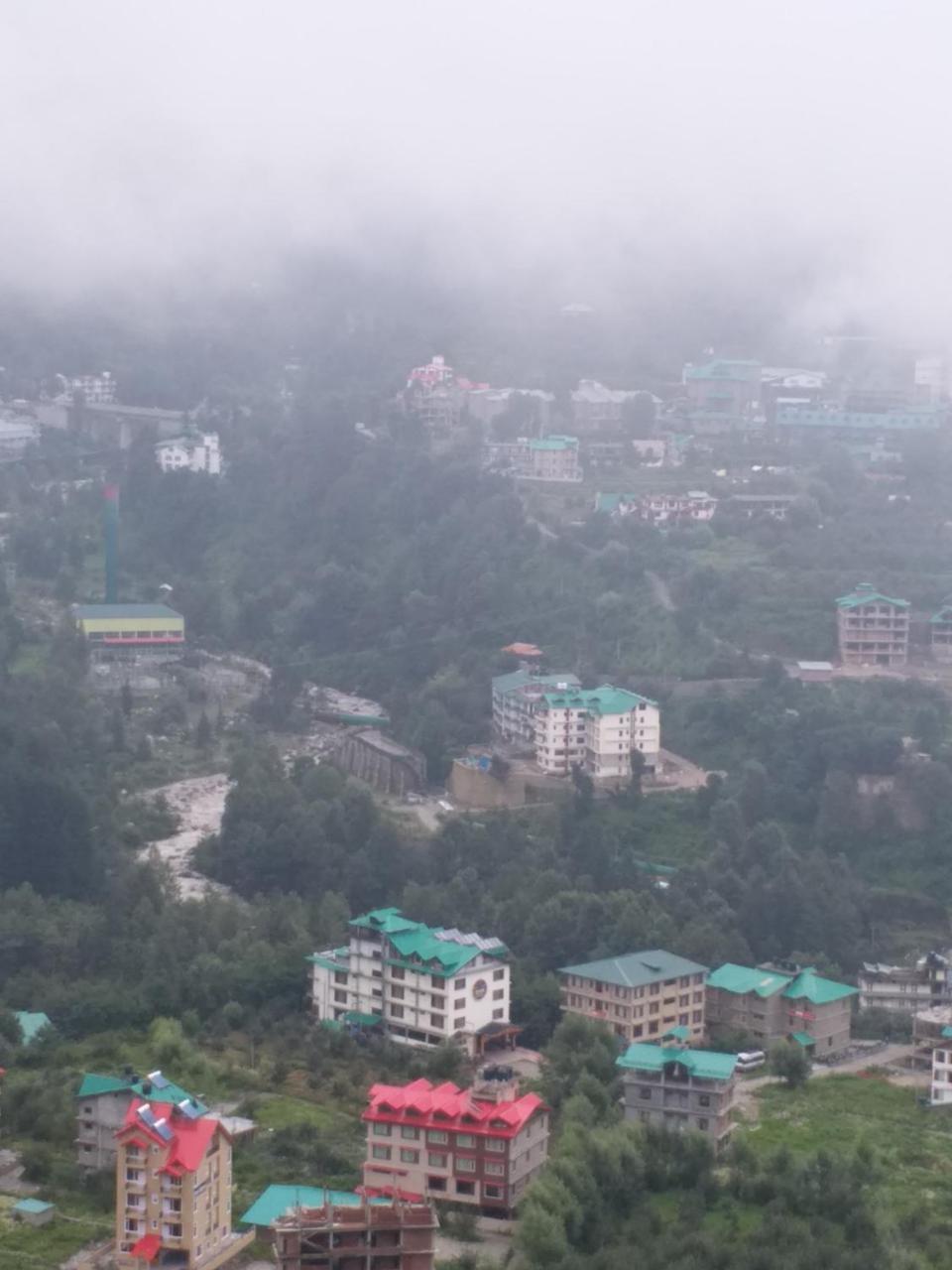 Hotel Seven Hills Manali Eksteriør bilde