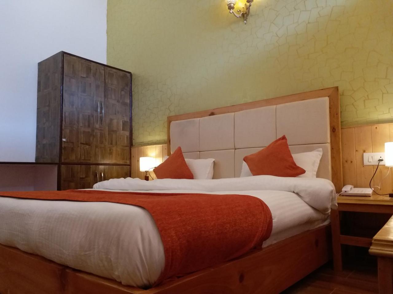 Hotel Seven Hills Manali Eksteriør bilde