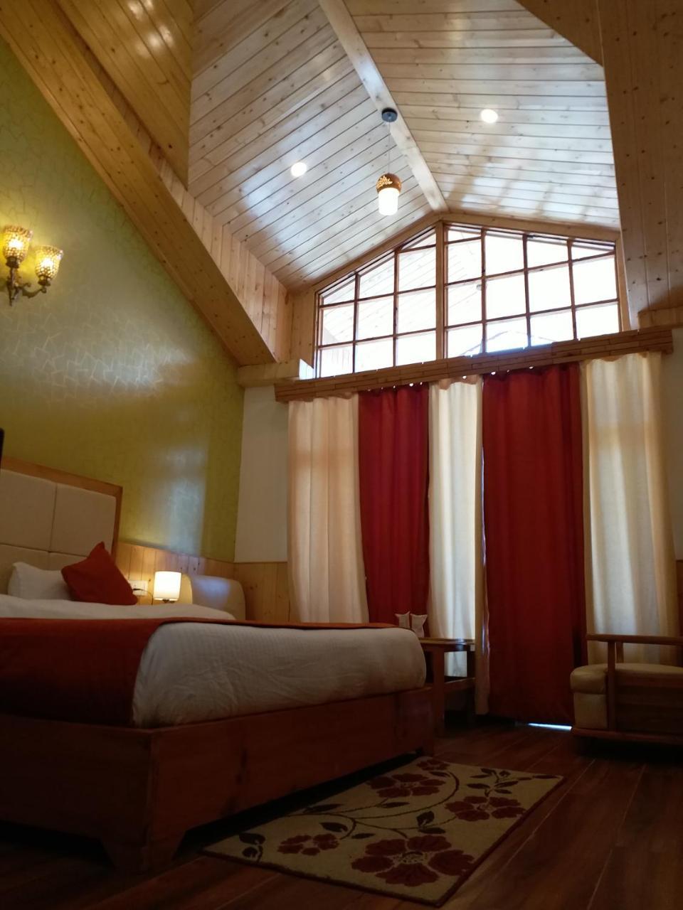 Hotel Seven Hills Manali Eksteriør bilde